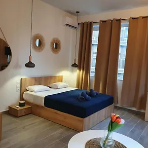 The 9 Project - Centre Salonic