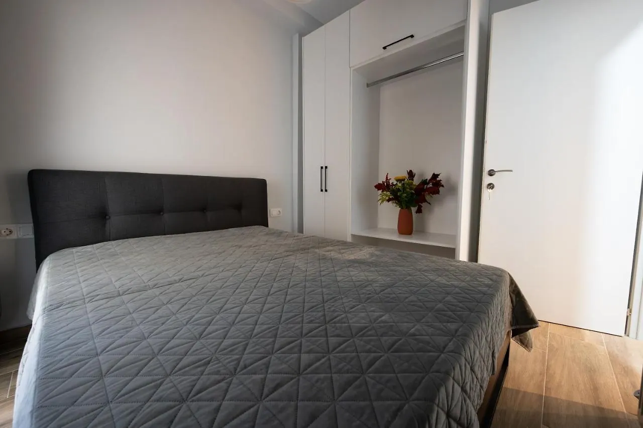 Central Studio Skg Thessaloniki 0*,